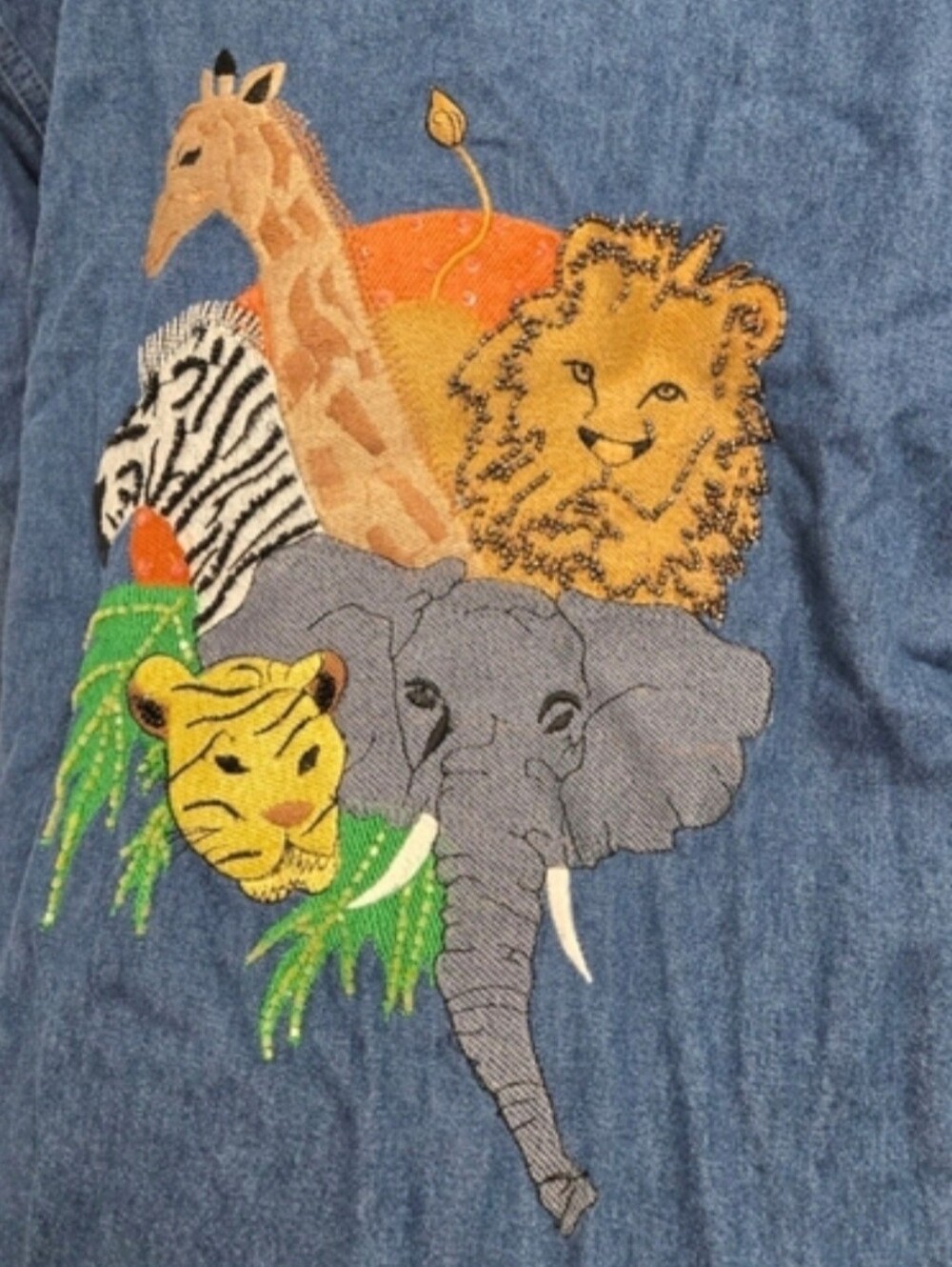 Vintage The Quacker Factory Embroidered Denim Button-Up Top Artsy Safari Motif - Picture 5 of 7
